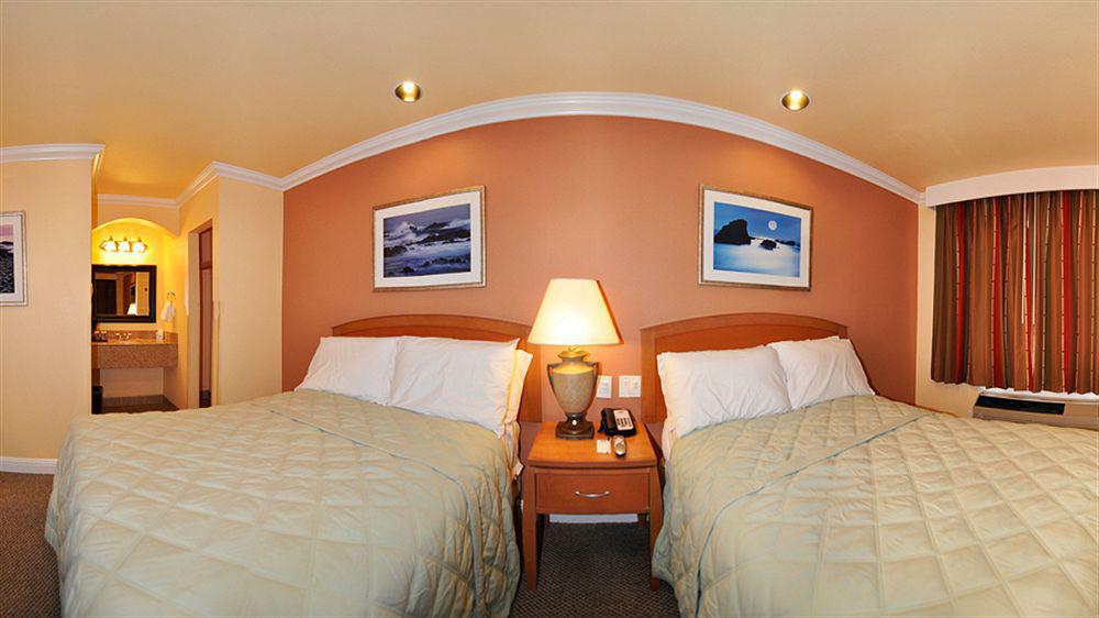 Rodeway Inn & Suites Near The Coliseum & Arena 奥克兰 外观 照片